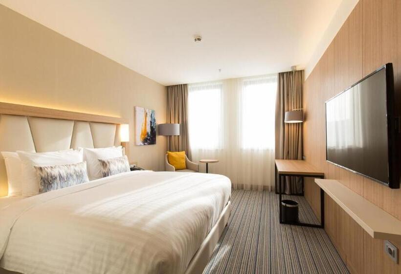 اتاق استاندارد با تخت بزرگ, Courtyard By Marriott Banja Luka