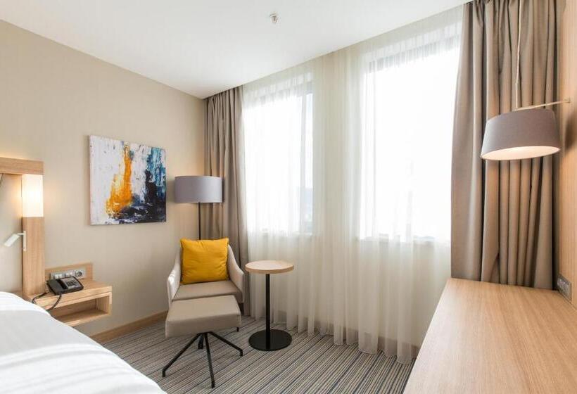 اتاق استاندارد با تخت بزرگ, Courtyard By Marriott Banja Luka