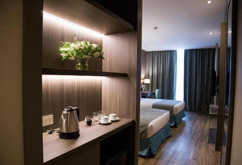 带露台的高档房间, Land Plaza La Plata