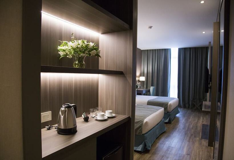 标准间, Land Plaza La Plata