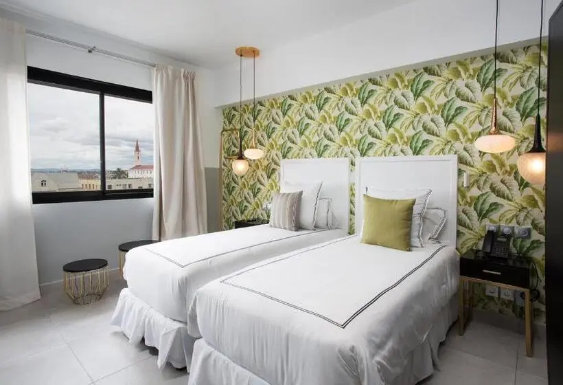 اتاق لوکس با چشم‌انداز شهر, Le Centell Hotel & Spa