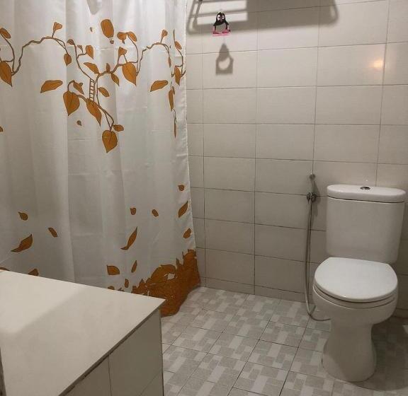 اتاق سوپریور, Monika