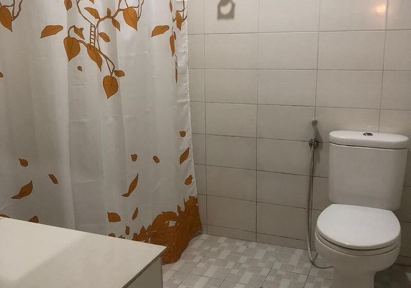 اتاق سوپریور, Monika