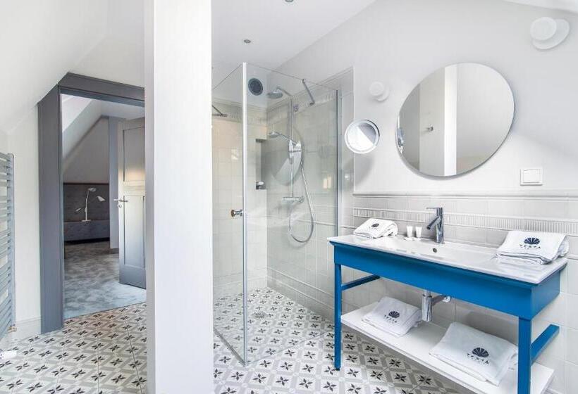 آپارتمان 1 خوابه با چشمانداز دریا, Testa