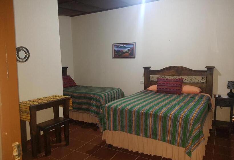 اتاق استاندارد سه نفره, Casa Del Cerro