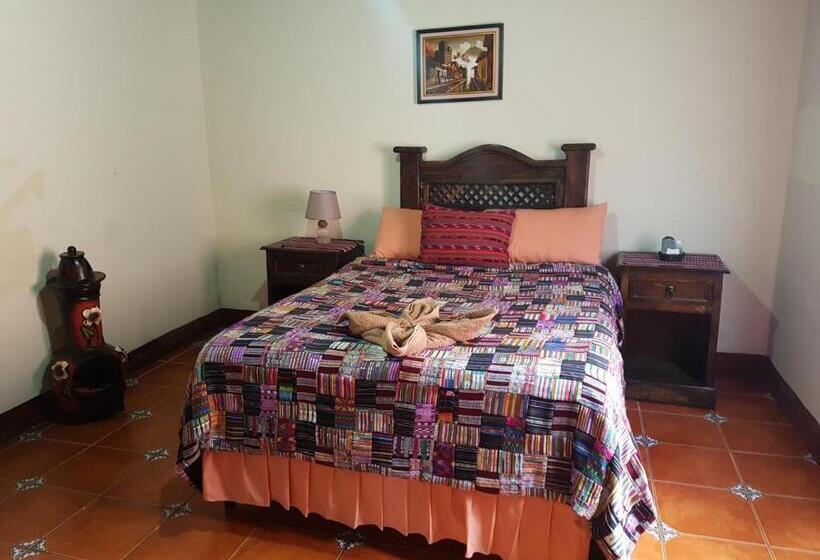 اتاق استاندارد با سرویس بهداشتی مشترک, Casa Del Cerro