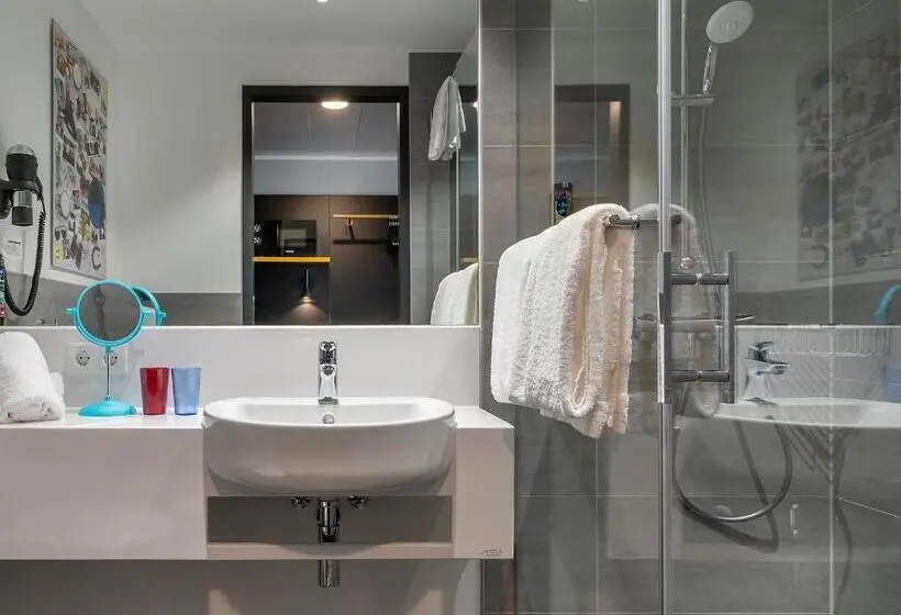 اتاق استاندارد, Holiday Inn   The Niu, Fury Aschheim Messe, An Ihg