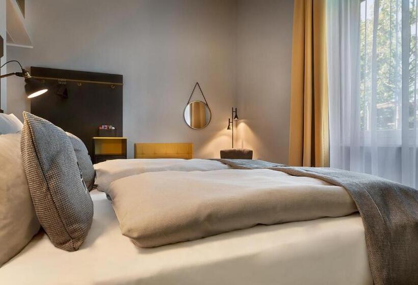 Superior-huone, Holiday Inn   The Niu, Fury Aschheim Messe, An Ihg