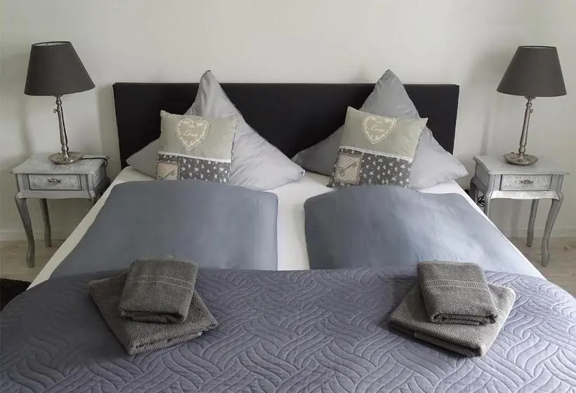 テラス付スイート, Townhuus No. 1 / Dieksee