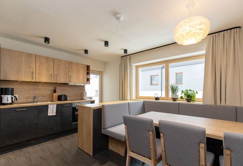 آپارتمان 1 خوابه, Kappl Apart