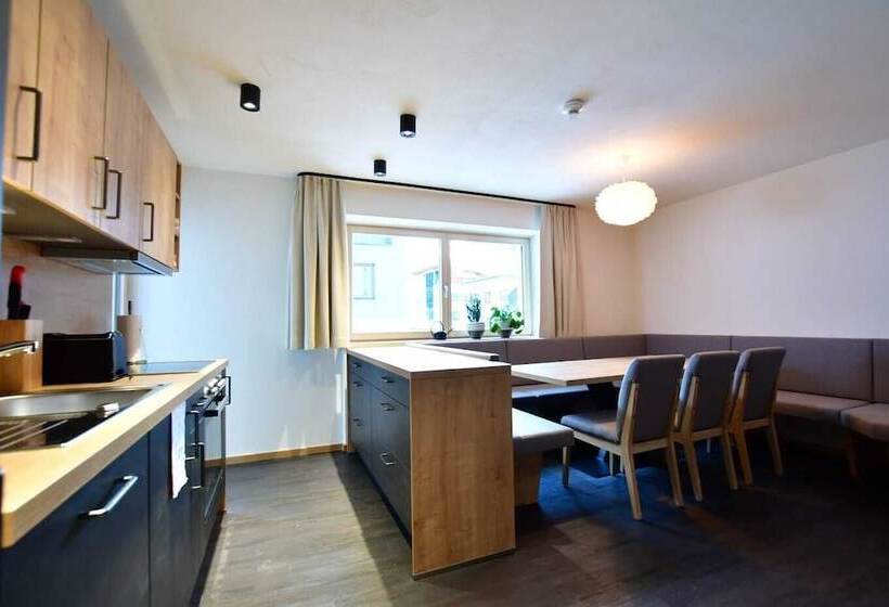 آپارتمان 1 خوابه, Kappl Apart