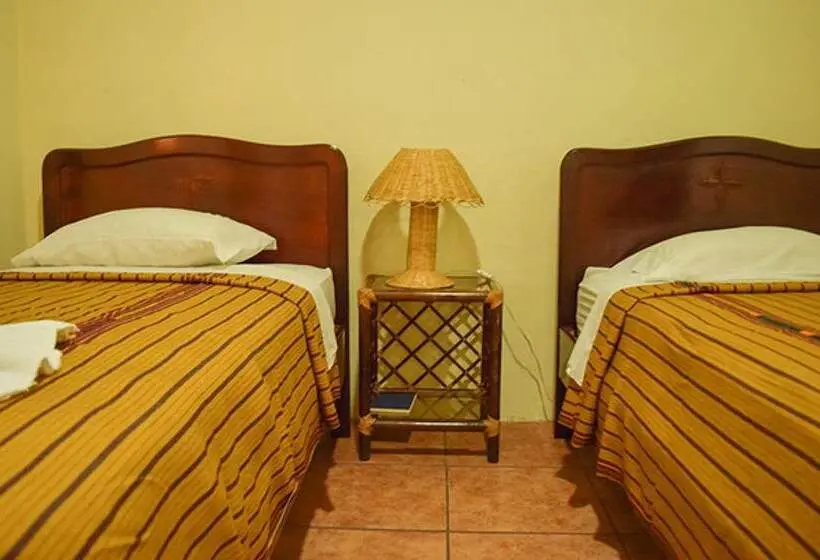 اتاق استاندارد با سرویس بهداشتی مشترک, Casa Dona Mercedes