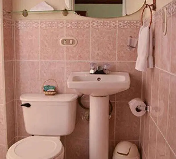 اتاق استاندارد چهار تخته, Casa Dona Mercedes