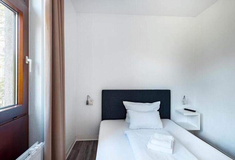 スタンダードルーム, Garni Am Olgaeck