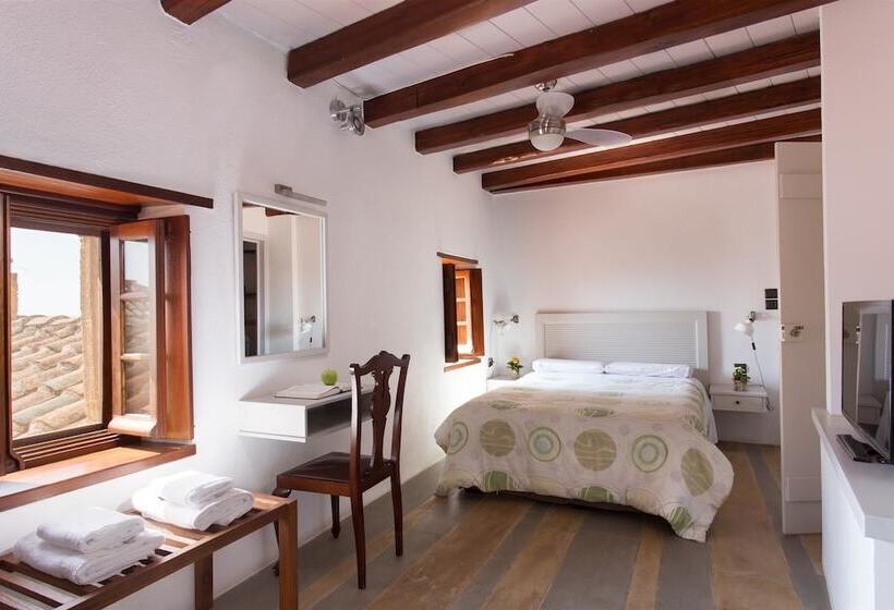 جناح غرفتين نوم, Kalnterimi Guesthouses