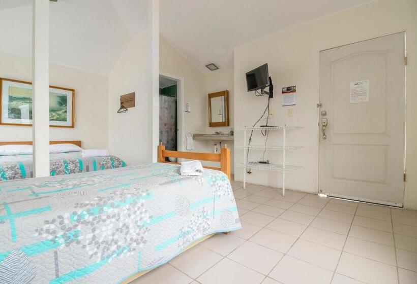 اتاق سوپریور خانوادگی, Oceanic Lodge