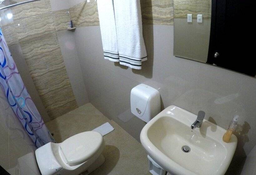 غرفة قياسية ثلاثية, Dc Suites Aeropuerto