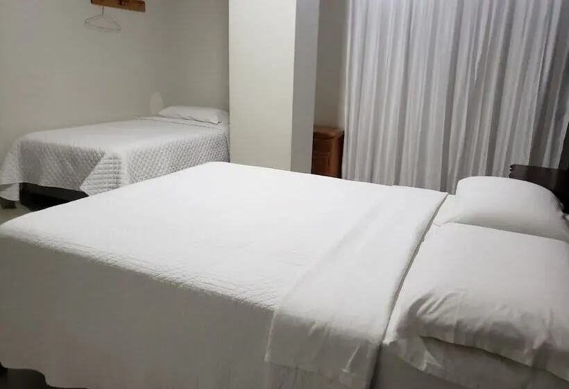 اتاق استاندارد سه نفره, Dc Suites Aeropuerto
