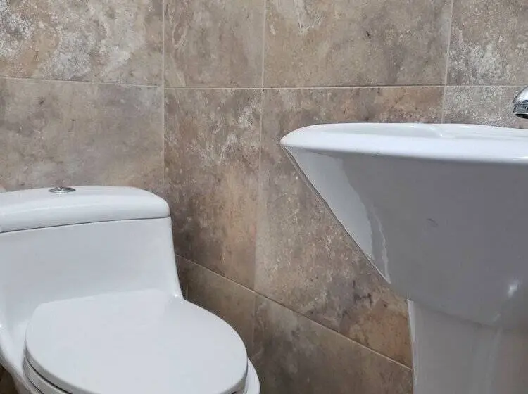 اتاق اکونومی یک تخته, Dc Suites Aeropuerto
