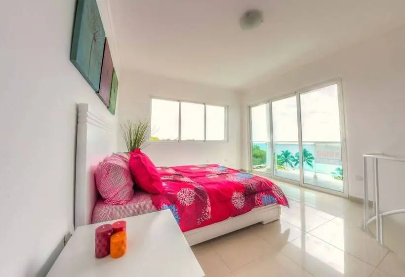اتاق لوکس با چشم‌انداز دریا, Vista Marina Residence