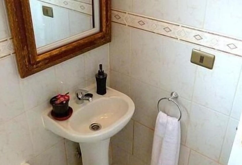 Standard Enkelrum Delat Badrum, Hostal B&b Concepción