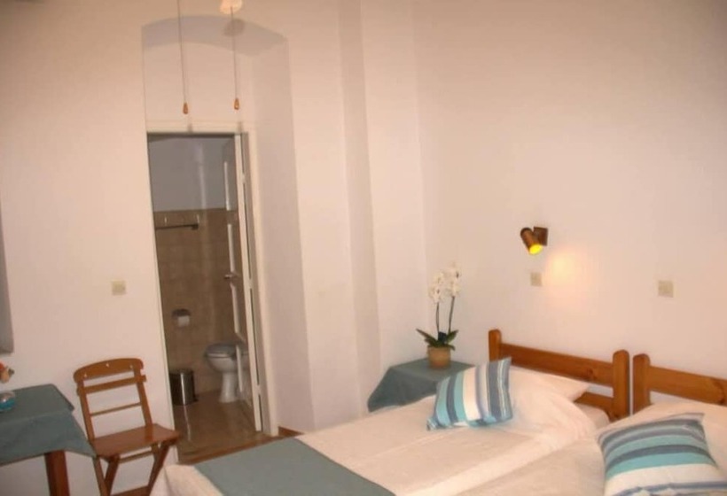 اتاق استاندارد, Medieval Rose Guest House