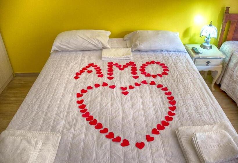 اتاق استاندارد چهارنفره با بالکن, Pousada Ipitanga Iv