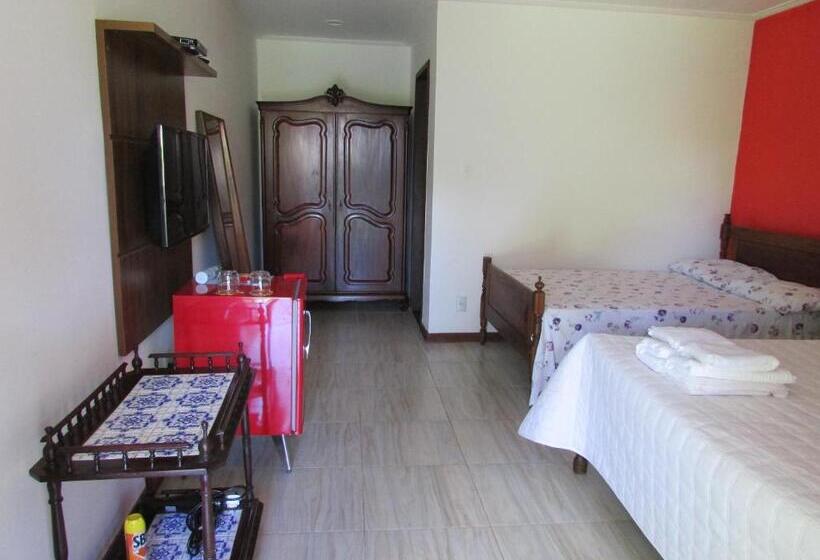 اتاق لوکس چهار تخته, Pousada Ipitanga Iv