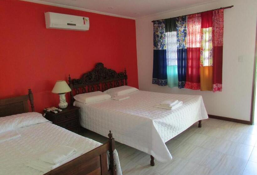 اتاق لوکس چهار تخته, Pousada Ipitanga Iv