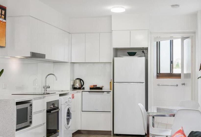 １ベッドルームアパートメント, Bayview Beachfront Apartments, In Town Right On The Beach