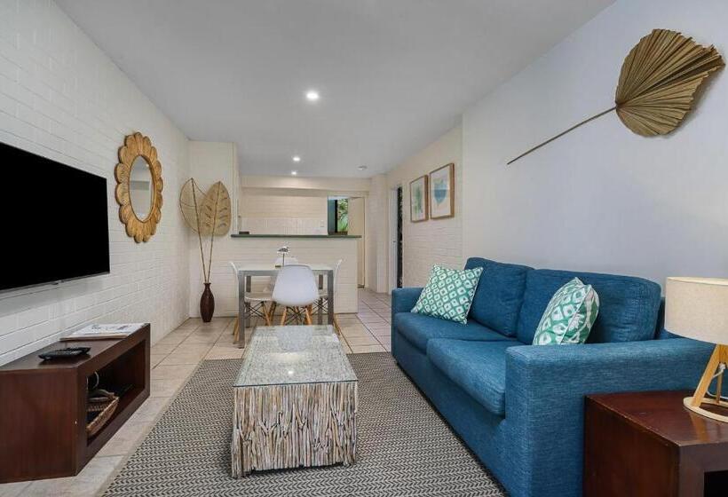 １ベッドルームエコノミーアパートメント, Bayview Beachfront Apartments, In Town Right On The Beach