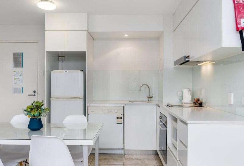 ２ベッドルームアパートメント, Bayview Beachfront Apartments, In Town Right On The Beach