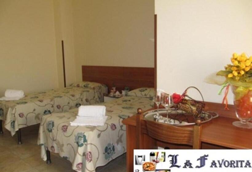 اتاق استاندارد, La Favorita