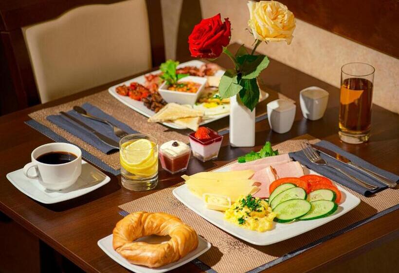 标准三人间, Aparthotel Grodzka 21