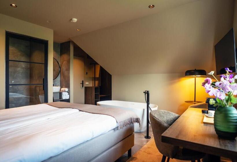 جناح ديلوكس, Prins Hendrik Texel