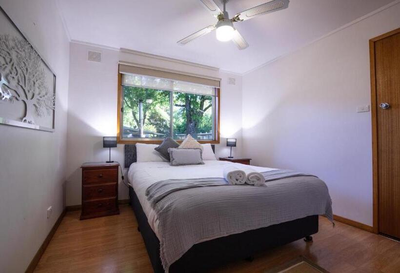 سوئیت با وان آب گرم, Adina Lodge Holiday Apartments