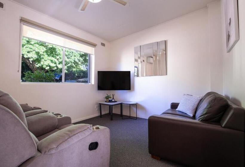 آپارتمان 1 خوابه با چشمانداز باغ, Adina Lodge Holiday Apartments