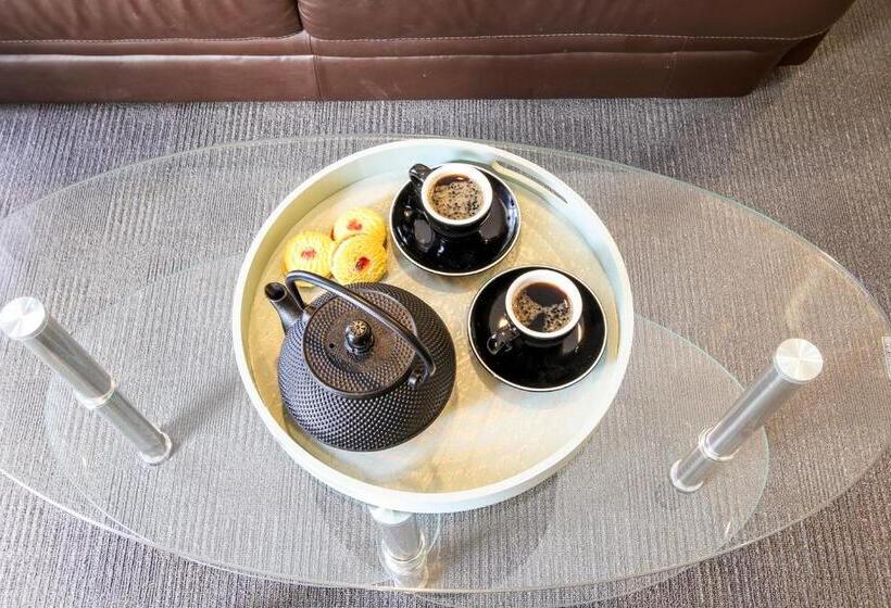 디럭스 룸, Sandbar Motel