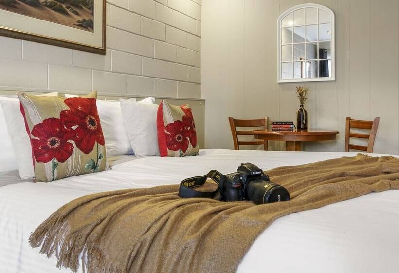 디럭스 룸, Sandbar Motel