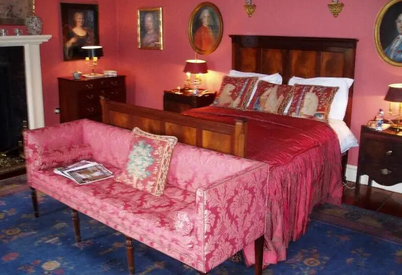 デラックスルーム, Collon House