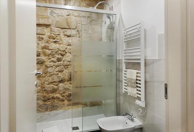 חדר סופריור, Itria Palace