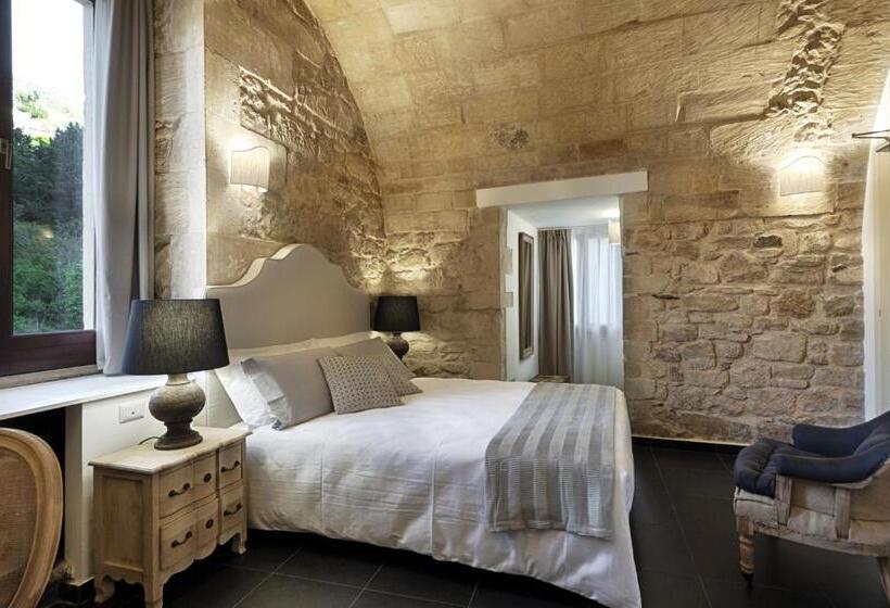 חדר סופריור, Itria Palace