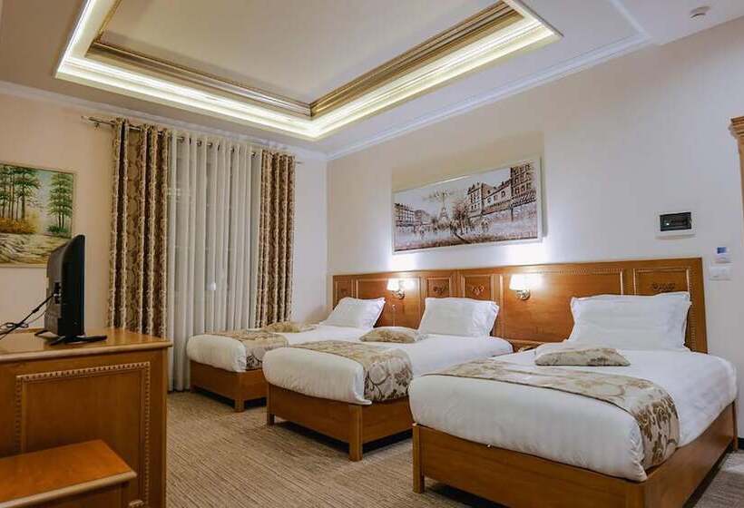 غرفة قياسية ثلاثية, Boka