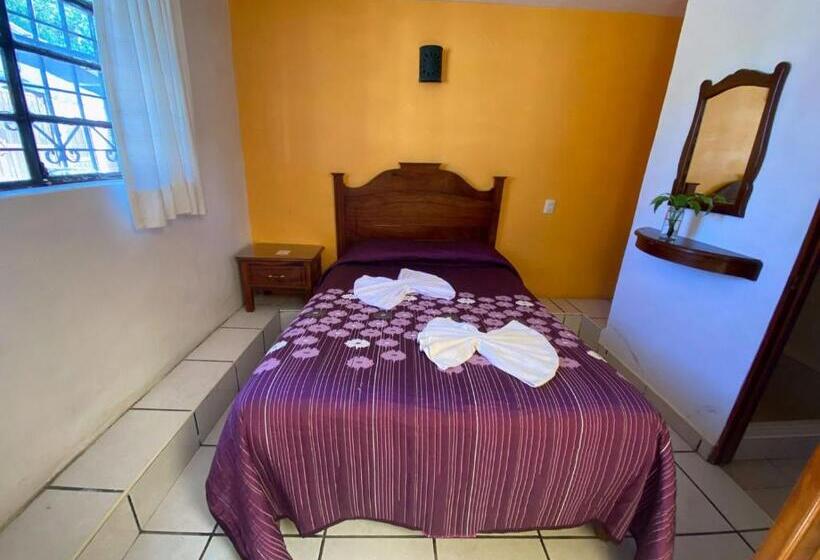 スタンダードルーム, Camelinas Area Blanca