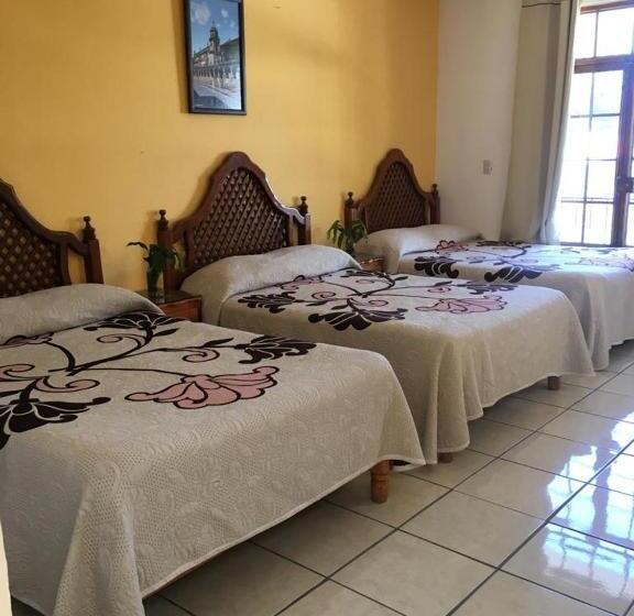 ファミリールーム, Camelinas Area Blanca