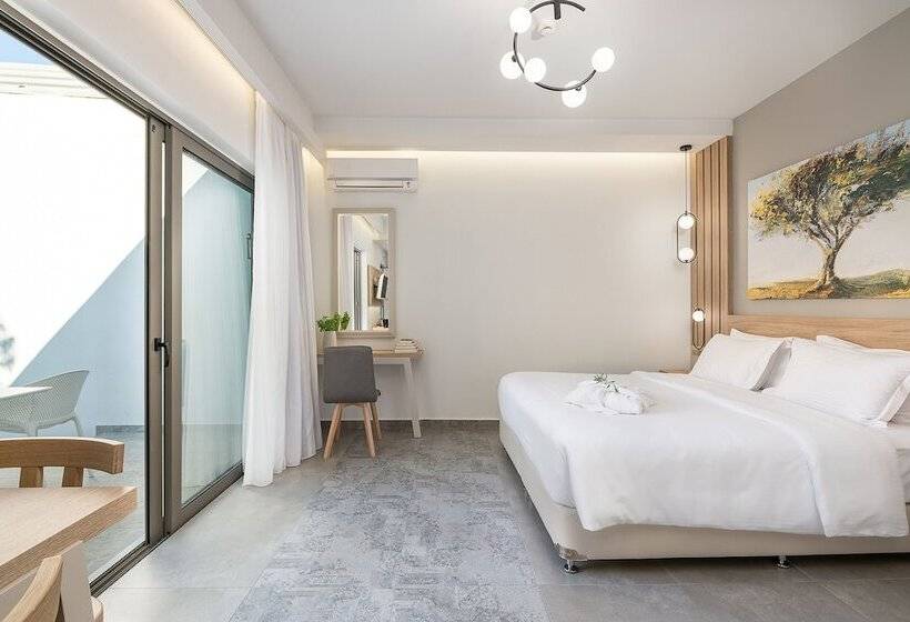 شقة غرفة واحدة مطلة على حمام السباحة, Epavli Boutique