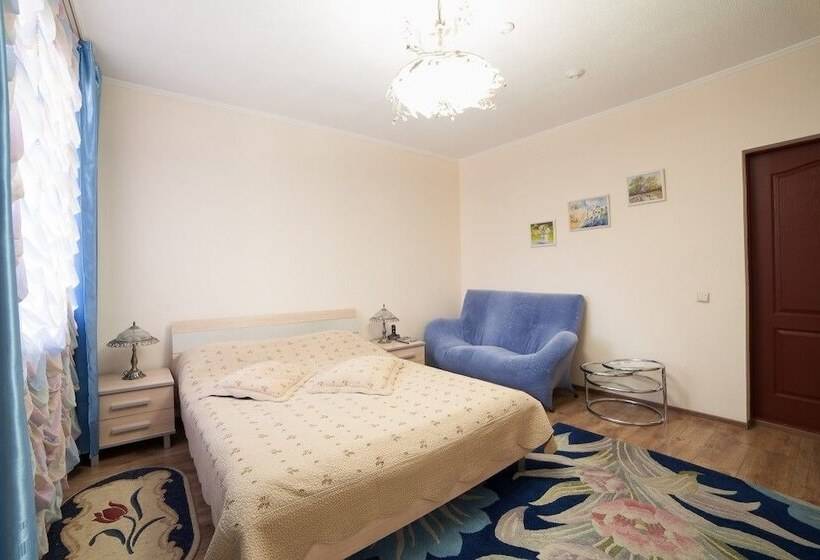 غرفة قياسية, Family