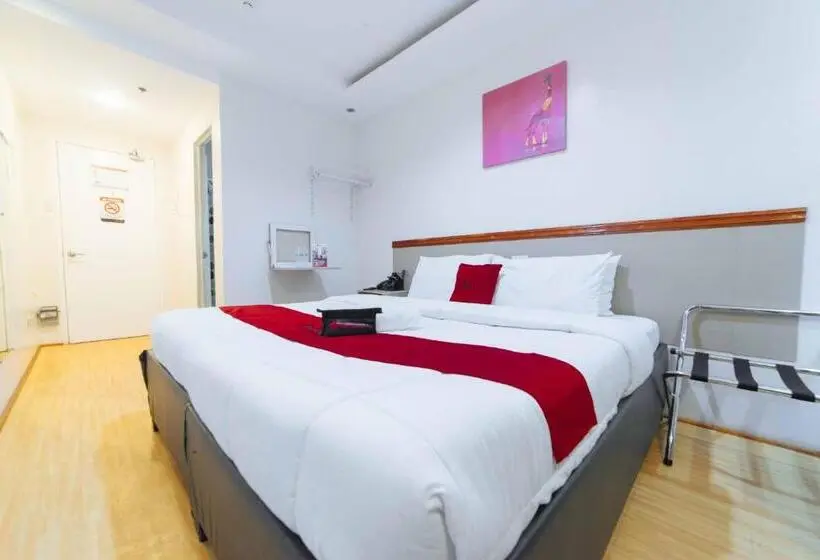 استودیو استاندارد با تخت کینگ, Reddoorz Plus Near Sm Lanang Davao