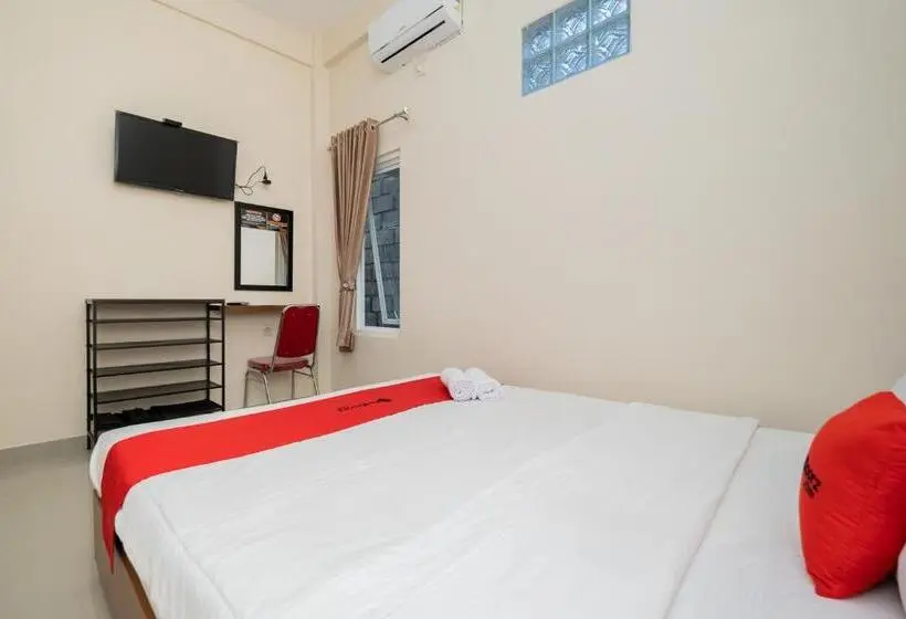 スタンダードルーム, Reddoorz Syariah Near Batu Night Spectacular