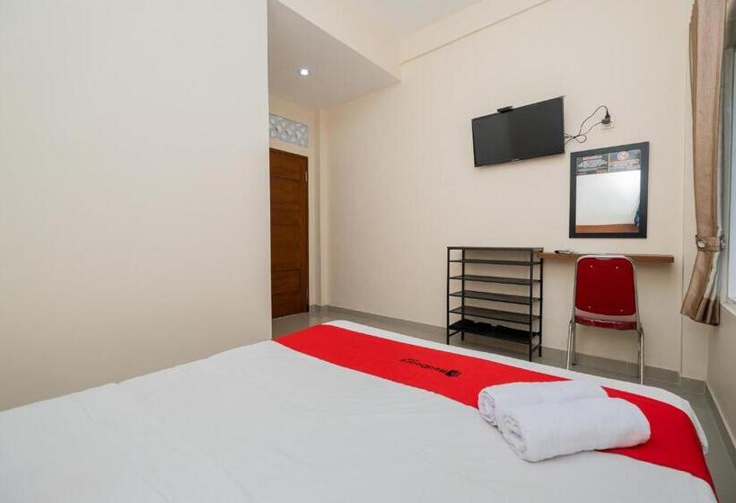 标准间, Reddoorz Syariah Near Batu Night Spectacular